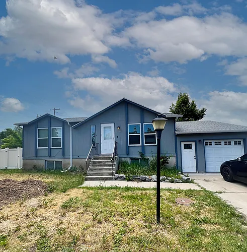 10 Pinewood Dr Photo 1