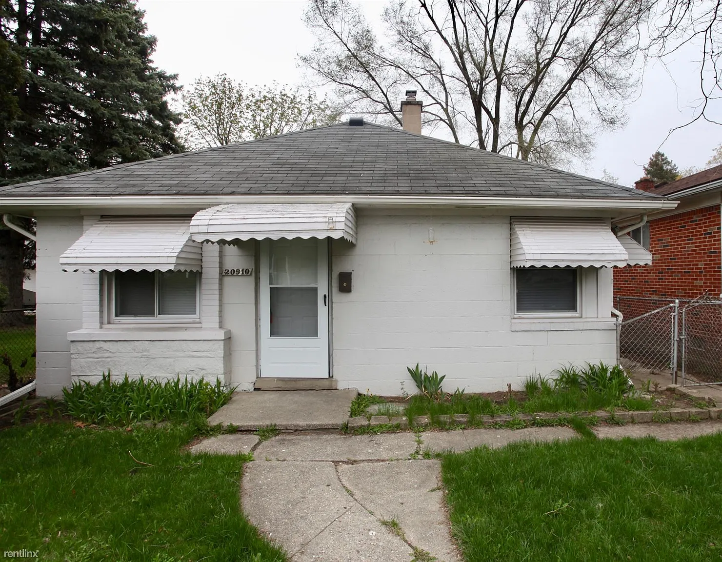 20910 Ascension Ave photo 1