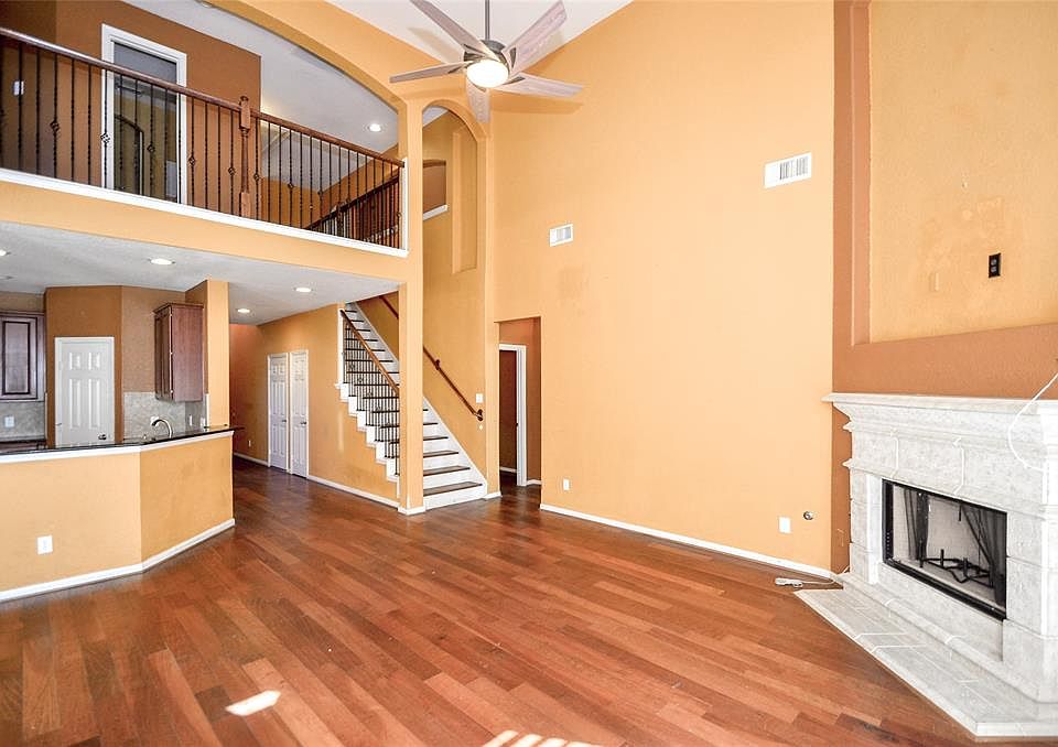 1st image of 8806 Sunrise Terrace Ln