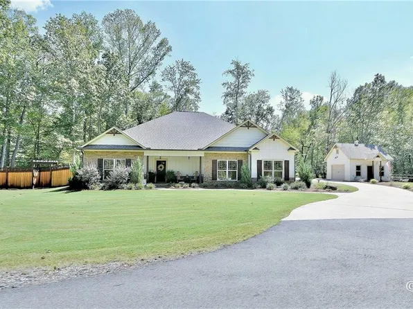 206 Lee Road 2211, Smiths Station, AL 36877