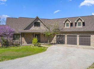155 N Sycamore Falls Trl, Branson, MO 65616
