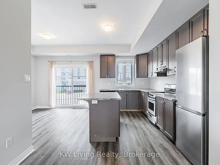 70 Plains Rd E #18 — Photo 12