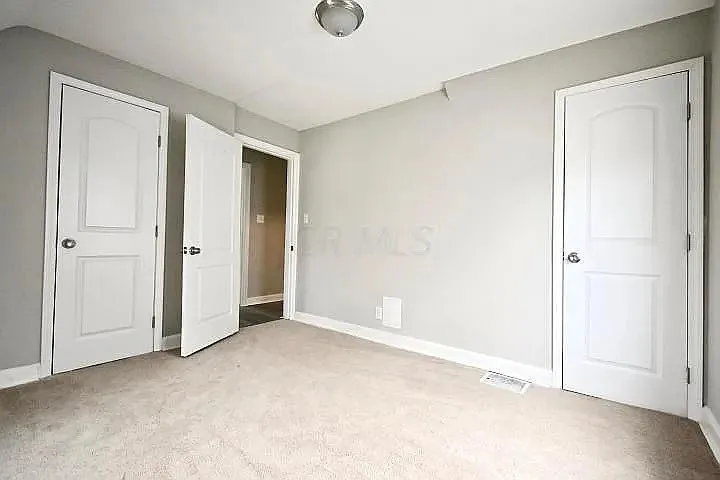 1805 Kent St — Photo 9