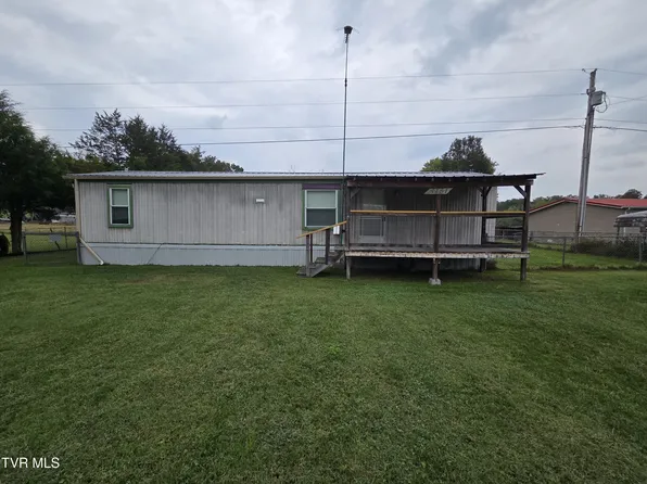 1151 Oakwood Rd, Midway, TN 37809
