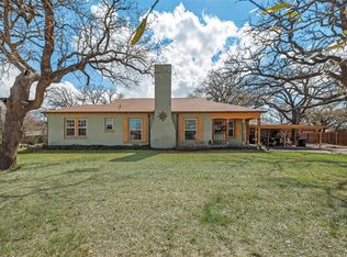 508 Martin Ln, Euless, TX 76040