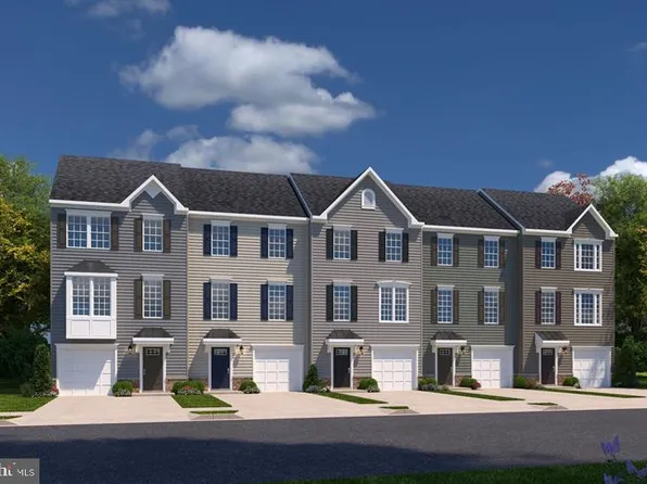4542 Dale Creek Way, Woodbridge, VA 22193