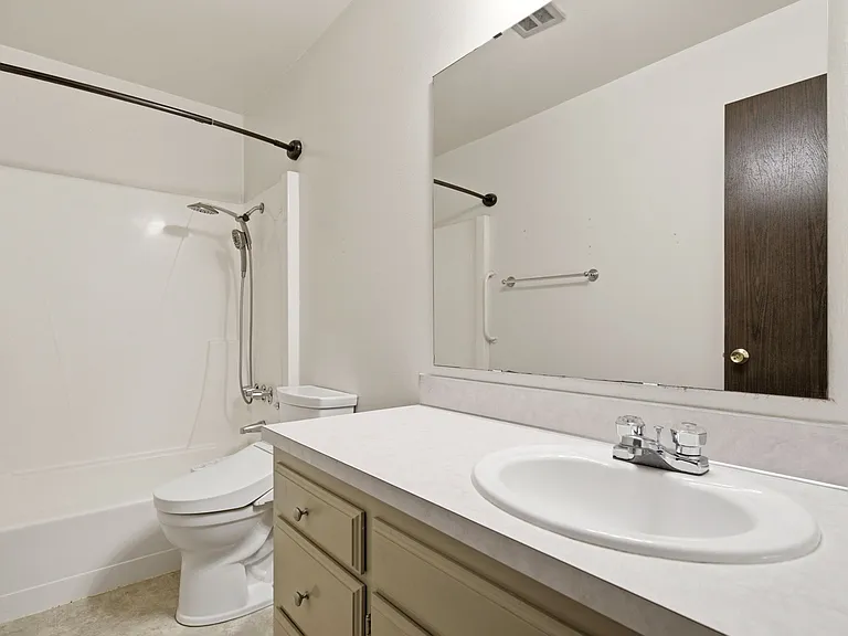 336 SE 50th Ave #1 — Photo 17