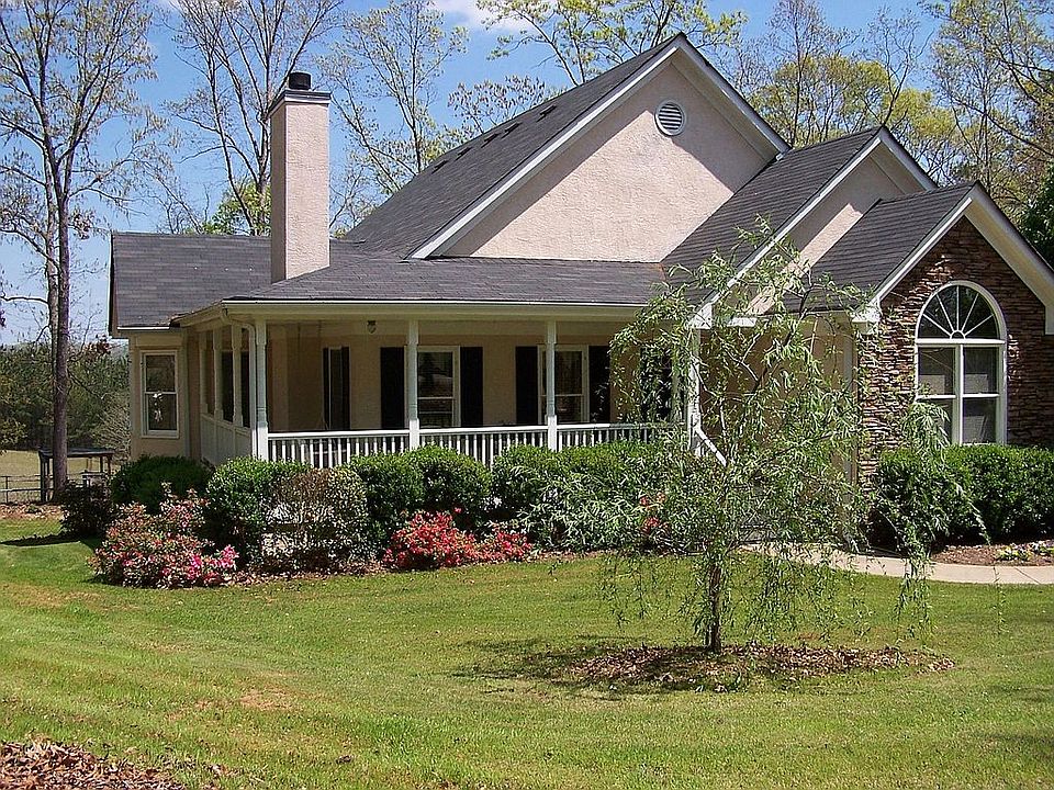 Stucco and Stacked Stone 