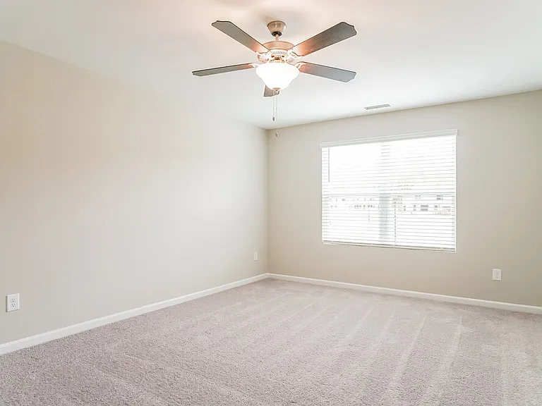 636 Wendell Falls Pkwy — Photo 10