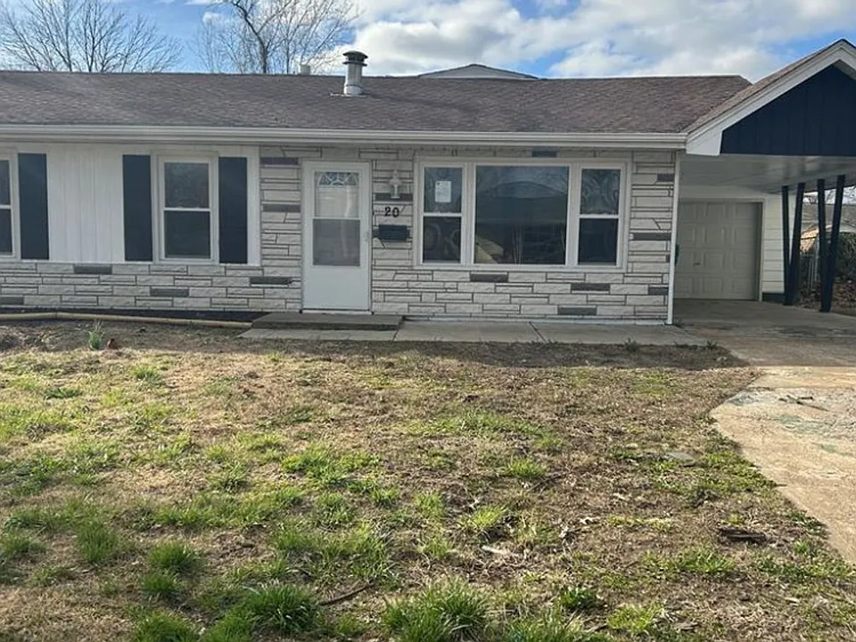 20 Leonard Dr