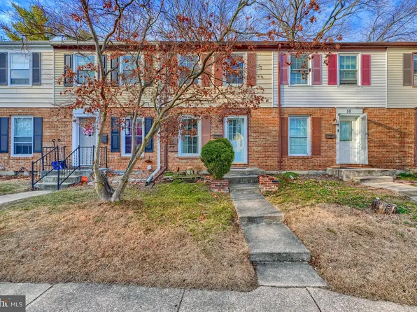 18 Monhegan Ct #27D, Nottingham, MD 21236