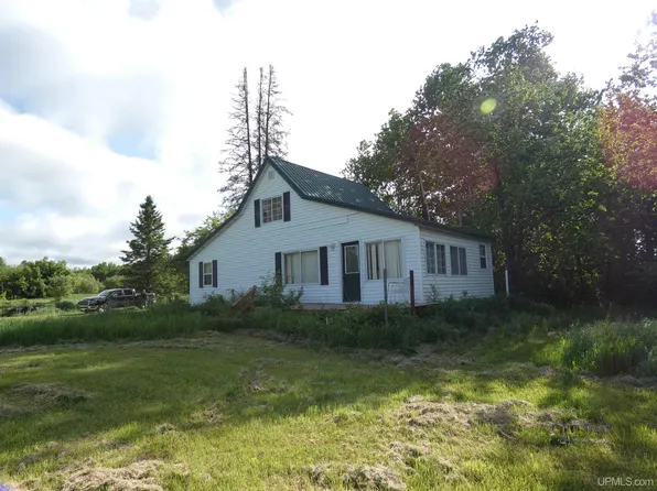 24783 Mud Creek Rd, Mass City, MI 49948