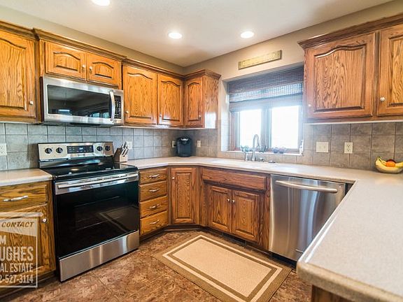 5th image of 24275 Jasmin Ln