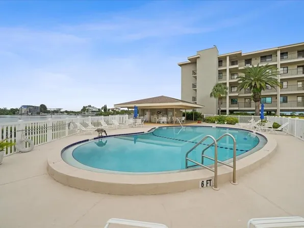 8251 Brent St APT 918, Port Richey, FL 34668