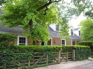 60 Indian Hill Rd, Winnetka, IL 60093