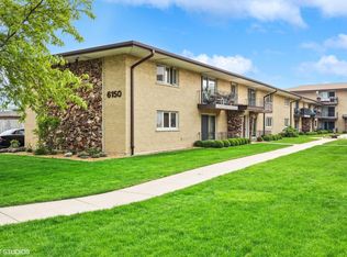 6150 S Kensington Ave #102, Countryside, IL 60525