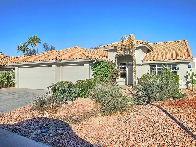 8940 E Palm Ridge Dr — Photo 4