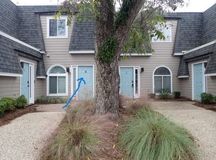 6328 Wrightsville Ave #F-3, Wilmington, NC 28403