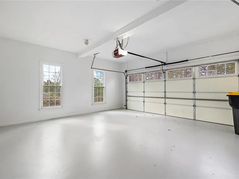 111 Planterra Way — Photo 34