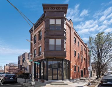 2459 W Augusta Blvd, Chicago, IL, 60622