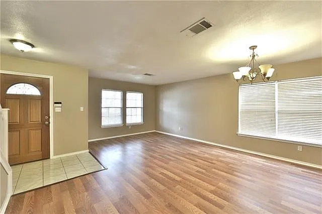 505 Catumet Dr — Photo 6