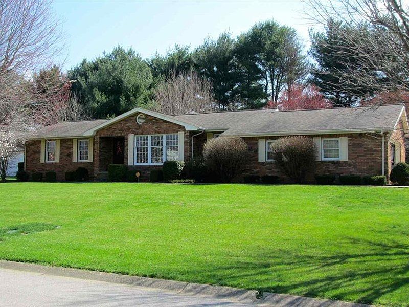 1st image of 1506 Cottonwood Dr