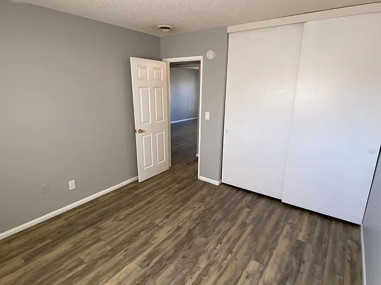 798 McClure St. — Photo 27