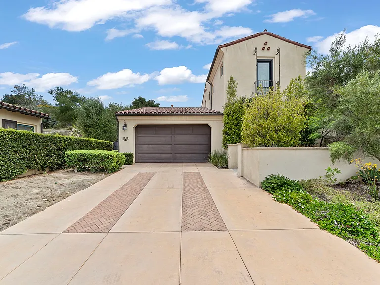 8183 Lazy River Rd — Photo 2