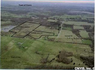 4936 Verplank Rd, Clay, NY 13041