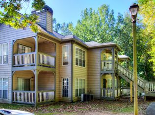 909 Mill Pond Dr SE, Smyrna, GA 30082