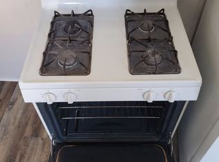 807 5th St SW, Willmar, MN 56201