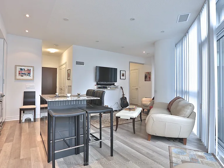 80 Marine Parade Dr #435 — Photo 26
