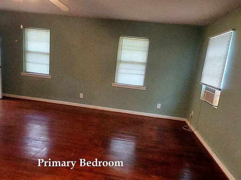 310 Sycamore St — Photo 16
