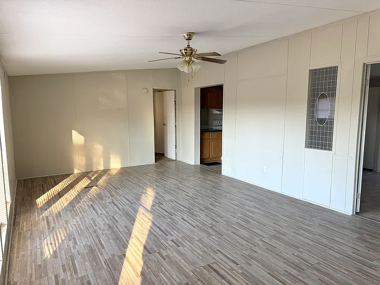 107 Bryant Rd — Photo 2