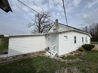 W5979 Loveland Rd, Monticello, WI 53570