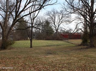 221 Tucker Station Rd, Middletown, KY 40243