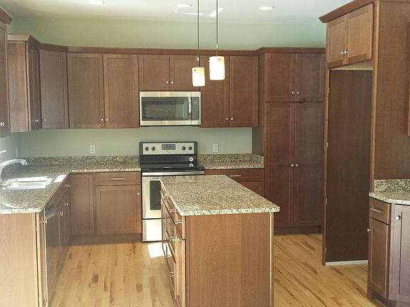 3rd image of 3842 Derry Dr