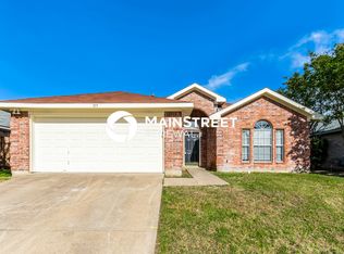 717 Somerset Dr, Cedar Hill, TX 75104