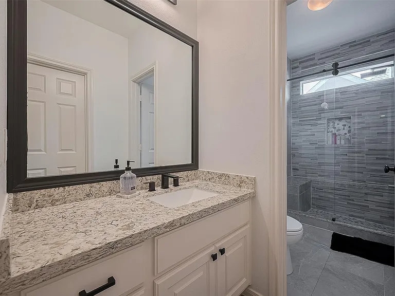 11826 Legend Manor Dr — Photo 30