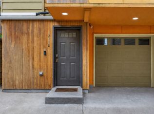 2118 W Ruffner St, Seattle, WA 98199