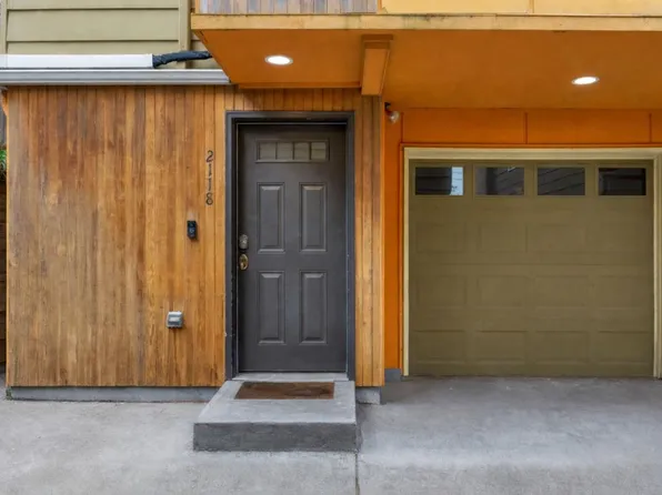2118 W Ruffner St, Seattle, WA 98199