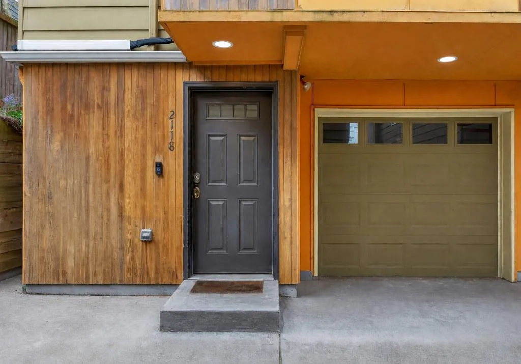 New Unit Photo - 2118 W Ruffner St