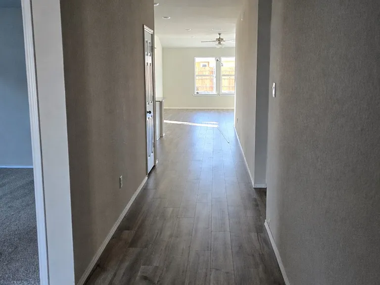 7005 Luella Dr — Photo 2