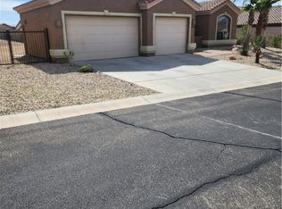 2758 Eagle Ridge Dr, Bullhead City, AZ 86429