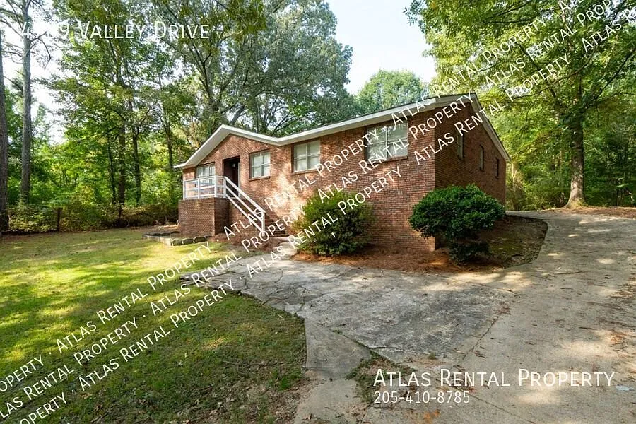 4789 Valley Dr-4BR/2BA in Irondale — Photo 2
