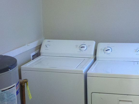 4th image of 1910 5th St NE #1