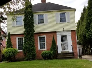 3692 Berkeley Rd, Cleveland Heights, OH 44118