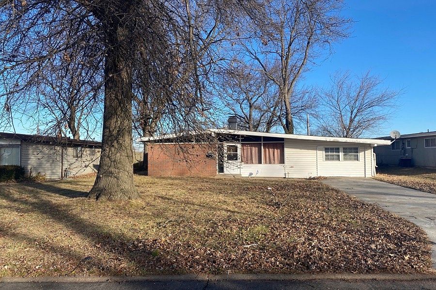 1st image of 2705 Countryside Dr