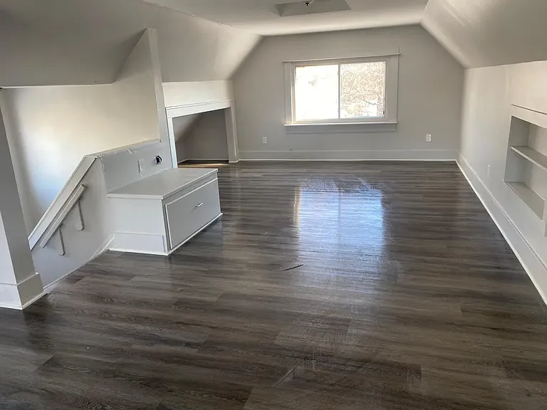 39 Eldon Ave #1 — Photo 9
