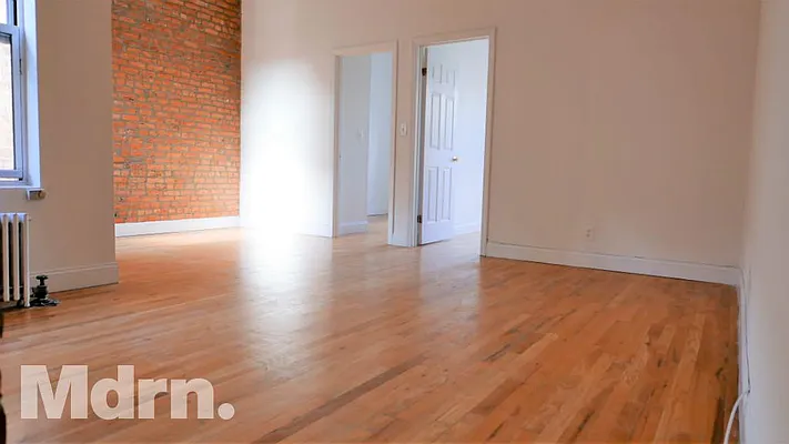 Rented by Mdrn Residential | media 5